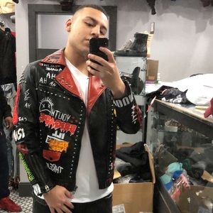 Meet your Posher, Leander